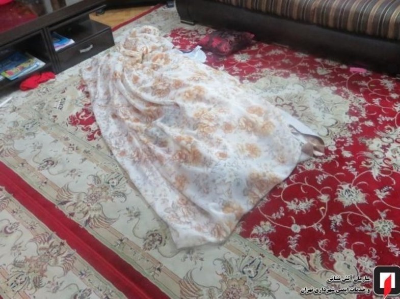 حرکت عجیب یک زن در سخنرانی معاون ترامپ حرکت عجیب یک زن در سخنرانی معاون ترامپ