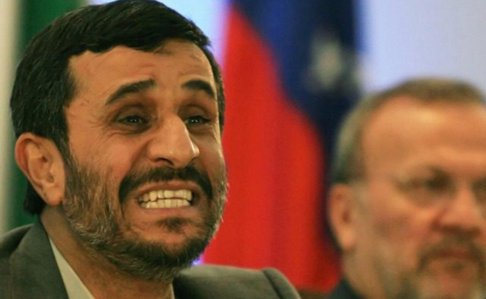 آقای احمدی نژاد! هر وقت با صدای بلند گفتید «من و دولتم عامل این تباهی‌ها بوده‌ایم»، می‌توانید از اصلاحات سخن بگویید