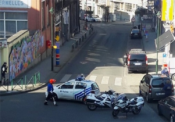 حضور گسترده پلیس بروکسل درپی وقوع حادثه امنیتی حضور گسترده پلیس بروکسل درپی وقوع حادثه امنیتی