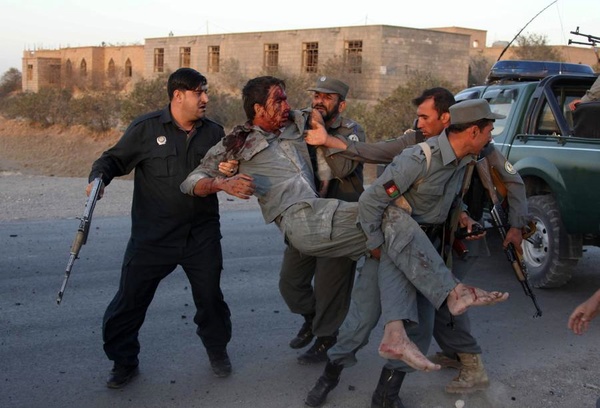 حمله مسلحانه به پایگاه نظامی در افغانستان