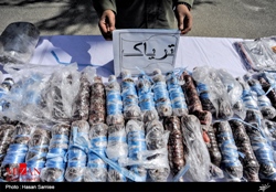 کشف ۲۰۶ کیلو مواد مخدر در یک خودرو سمند