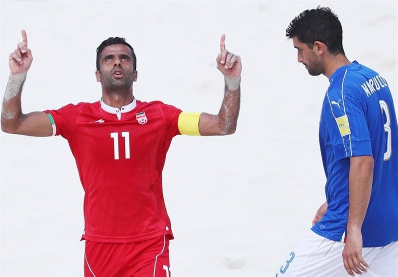 افتخار توپ طلا برای ایران است