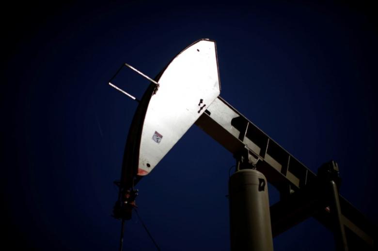 کاهش قیمت نفت با افزایش موجودی نفت آمریکا