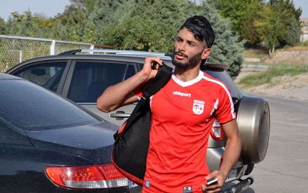 مشکل 1.5 میلیاردی آقایی