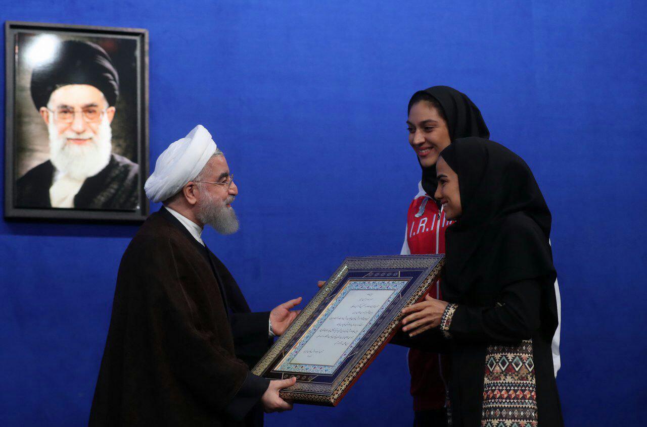 دیداربی نظم ورزشی ها با روحانی درضیافت افطاری+عکس دیداربی نظم ورزشی ها با روحانی درضیافت افطاری+عکس