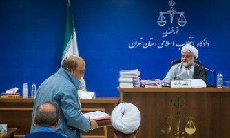 مهدی شمس: وظیفه‌ام فروش نفت و برگرداندن پول نبوده است/ قاضی مقیسه: شما جزو شرکای اصلی هستید و تنها کارگزار حمل نبوده‌اید/ نماینده دادستان: چه کسی گفته که بازگشایی ال‌سی به معنای فروش نفت است؟