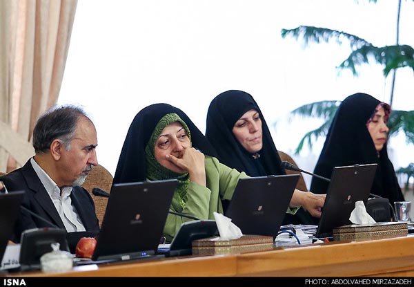 مگر «موگرینی» باید در مورد وزیر شدن زنان ایرانی نظر بدهد؟!