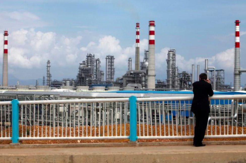 کاهش فعالیت پالایشگاه‌های چین، زنگ خطری برای قیمت نفت