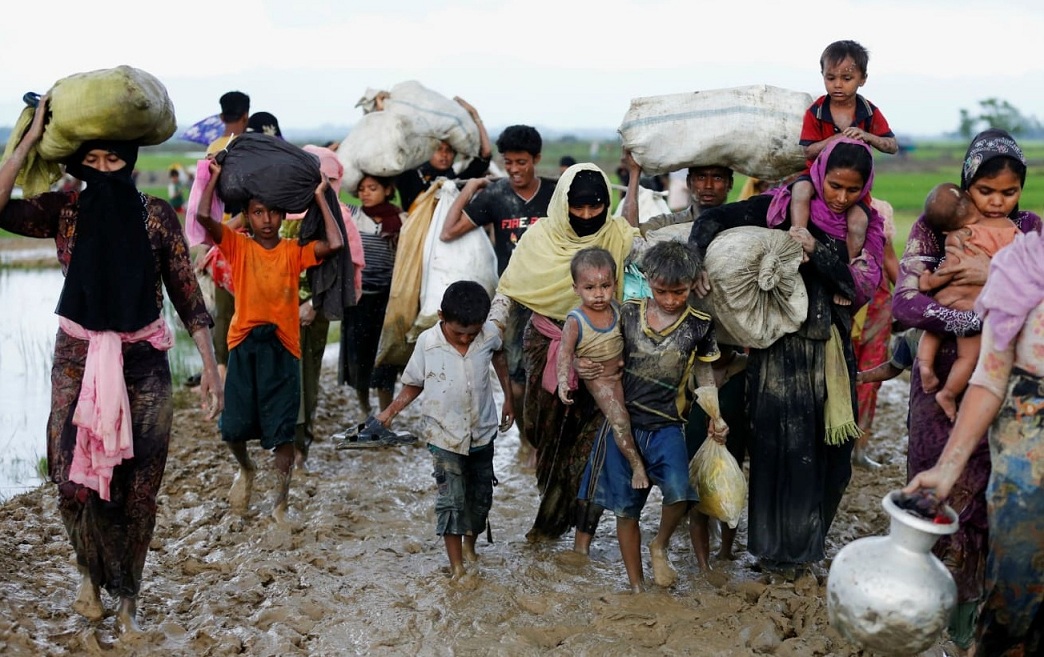 مسلمانان روهینگیا بدون غذا و دارو در مرز بنگلادش