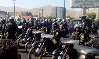 برای مدیران خودرو و لب تاپ بخرید؛ حقوق کارگران را هم بدهید!