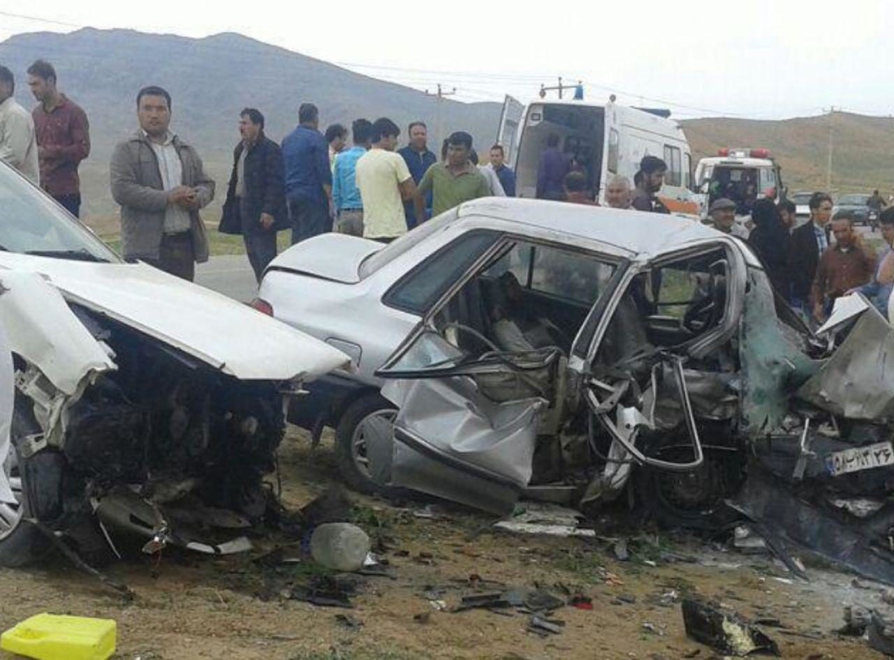 تصادف مرگبار پراید با سمند در محور بجنورد تصادف مرگبار پراید با سمند در محور بجنورد