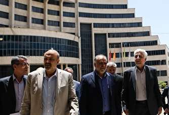 اسباب کشی پرحاشیه دانشگاه آزاد به سوهانک
