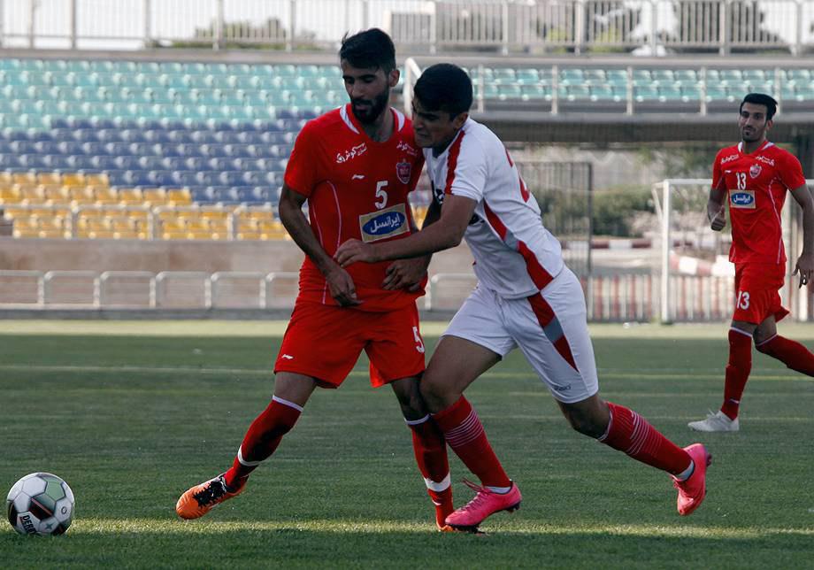 بدل محسن مسلمان در تمرین پرسپولیس بدل محسن مسلمان در تمرین پرسپولیس