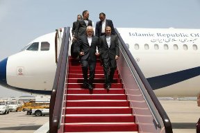 ظریف وارد سنگاپور شد