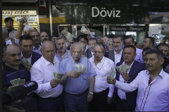 چرا مردم ترکیه برخلاف ایرانی ها دلارها و طلایشان را در جنگ اقتصادی فروخته اند!؟
