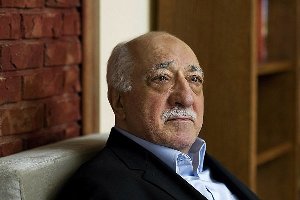خبر مرگ فتح الله گولن تکذیب شد