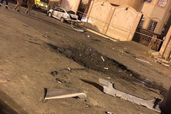 شلیک ۲ موشک زلزال یک به جنوب عربستان سعودی شلیک ۲ موشک زلزال یک به جنوب عربستان سعودی