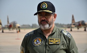 بازدید امیر نصیرزاده از قرارگاه سربازی ستاد نهاجا