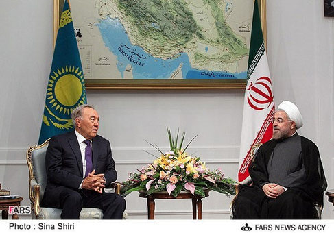 دیدار رییس جمهور قزاقزستان با حسن روحانی 