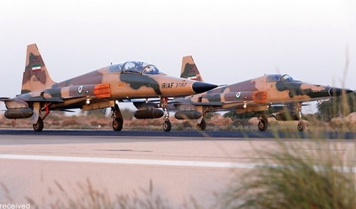 مرحله اصلی چهارمین رزمایش هوایی فداییان حریم ولایت با شرکت همه پایگاه‌های شکاری نیروی هوایی ارتش، بر فراز آب‌های نیلگون خلیج فارس برگزار شد
