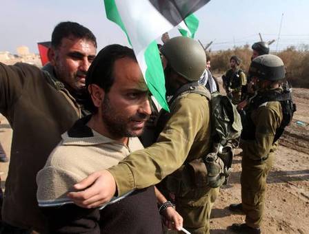 اعتراض فلسطینی‌ها به مصادره زمین‌هایشان توسط اسرائیل در نوار غزه - ANSA
