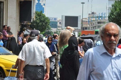 اعتراض با طعم تهدید در میدان هفت تیر+تصاویر 