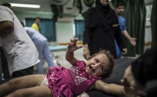 در پی حملات جنایتکارانه ۱۷ روزه ارتش رژیم صهیونیستی به منازل شهروندان فلسطینی در غزه، بیشتر قربانیان زن و یا کودک هستند./AFP-IRNA 