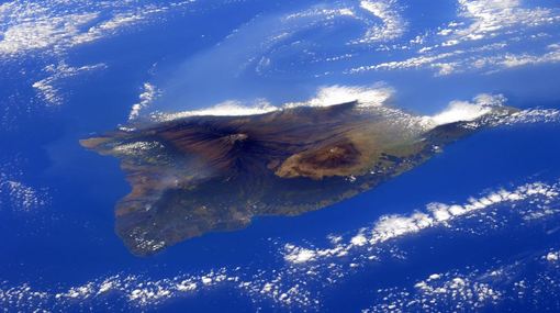 تصویری زیبا از جزیره رویایی هاوائی در آمریکا که توسط فضانورد آژانس فضایی اروپا «سامانتا کریستوفورتی» از ایستگاه فضایی بین المللی تهیه شده و منتشر گردیده است./Samantha Cristoforetti/Reuters/NASA/ESA
