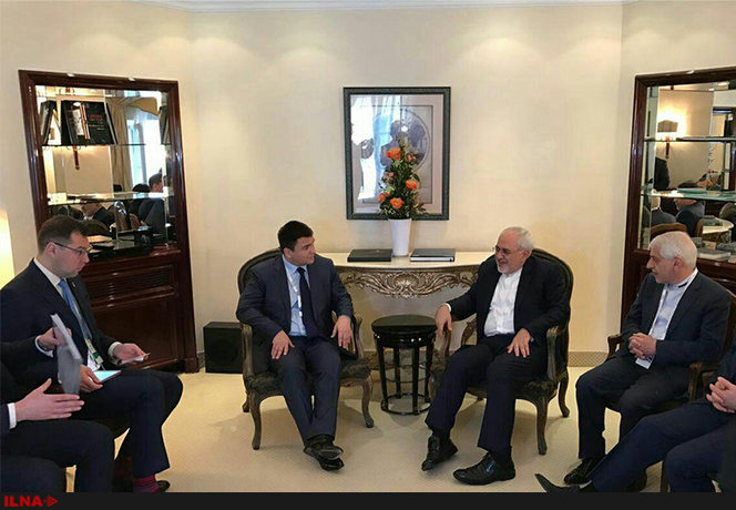 وزیر امور خارجه اوکراین در حاشیه کنفرانس امنیتی مونیخ با محمد جواد ظریف همتای ایرانی خود دیدار و گفت‌وگو کرد.