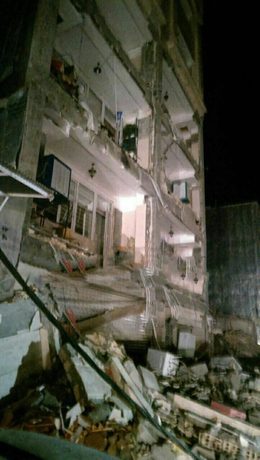 خسارت وارده به یک ساختمان در شهرستان اسلام آباد غرب