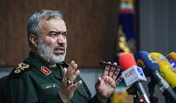 قائد بالحرس الثوري: الاميركان اقروا بفشلهم امام ايران