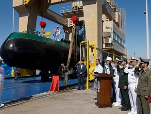 البحرية الايرانية تسلح الغواصة 