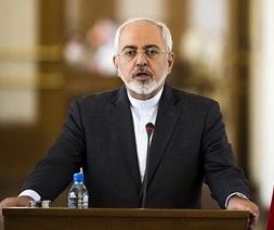 ظريف: آية الله الخامنئي حرم السلاح النووي منذ أمد بعيد