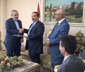 السفير الايراني الجديد يقدم نسخة من اوراق اعتماده لوزير الخارجية اليمني