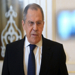 نتفق مع إيران على رفض النظم الغربية ويجب بدء مفاوضات الاتفاق النووي فورًا