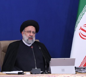 رئيس الجمهورية يؤكد ضرورة الاستفادة من آراء النخب خاصة علماء ومراجع الدين