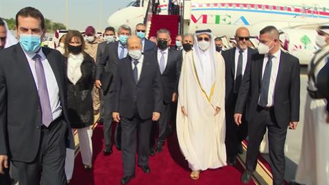 الرئيس اللبناني يصل الدوحة ويلتقي أمير البلاد: المرحلة تتطلب وقوف الدول العربية الى جانب لبنان