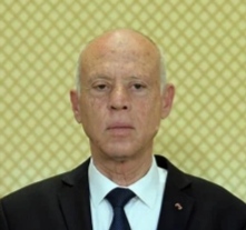 الرئيس سعيد يدعو رئيسة الوزراء إلى 