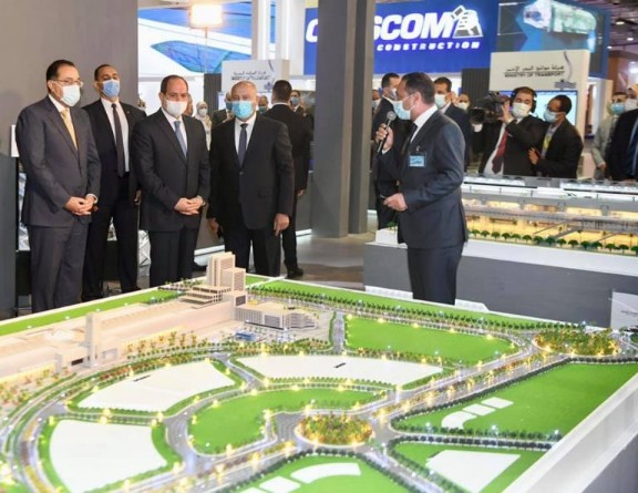 السيسي يفتتح معرض ومؤتمر النقل الذكي واللوجستيات