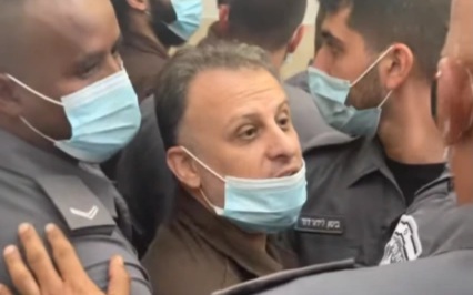 أسير جلبوع يعقوب قادري: نعيش في مقابر لكننا صامدون وحريتنا فوق كل شيء