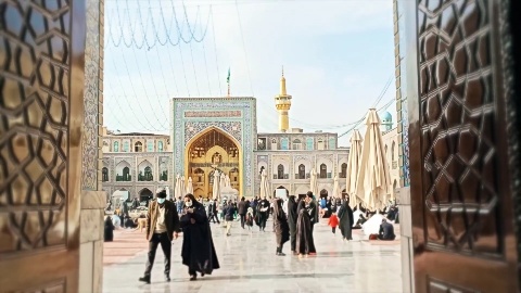 مدينة مشهد تنبض بالحياة من جديد