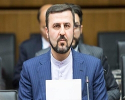 طهران ترد... وتفرض عقوبات على كيانات وشخصيات أميركية