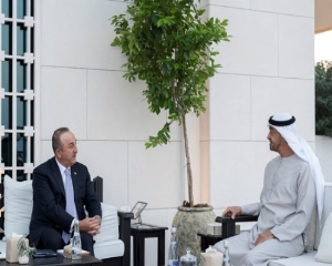 جاويش أوغلو يلتقي ابن زايد.. وزيارة مرتقبة لإردوغان إلى الإمارات