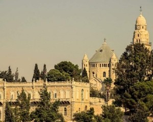المستوطنون يشكلون تهديدا على المسيحيين أيضا