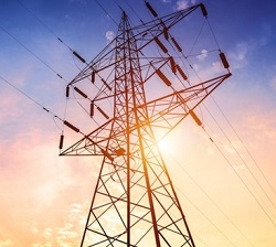 الطاقة الايرانية تدشن 13 مشروعا کهربائيا ومائيا