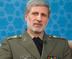 وزير الدفاع الايراني: فلسطين باتت كابوسا للكيان الصهيوني بعبورها من انتفاضة الحجارة الى انتفاضة الصاروخ