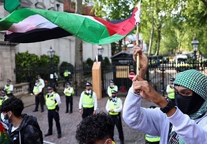 لندن.. الآلاف يتظاهرون ضد بيع السلاح للاحتلال الإسرائيلي
