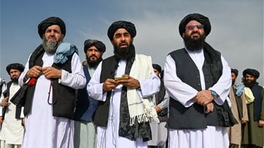زعماء طالبان من مطار كابول: الهزيمة الأمريكية درس لغزاة آخرين