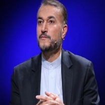 وزير الاخارجية الايراني: جاهزون لبيع المحروقات وإرسالها إلى لبنان