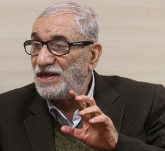 الدكتور أذرشب: اللغة العربية ليست لغة اجنبية في ايران